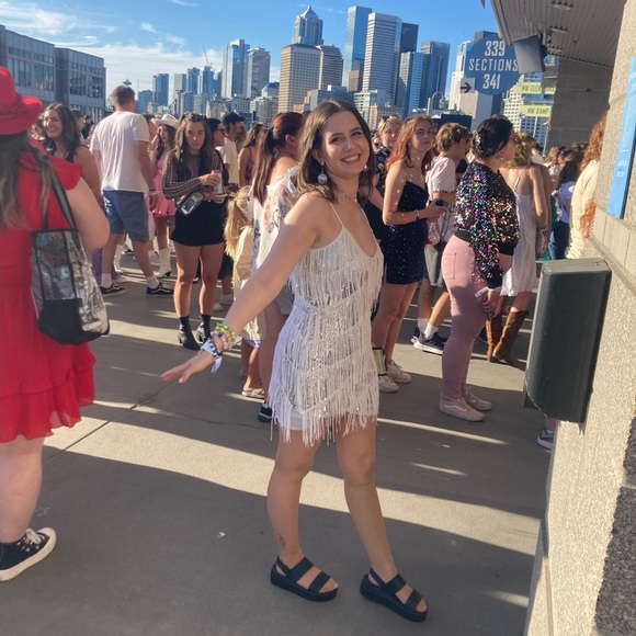 Meet your Posher, Morgan - Picture 3 of 4